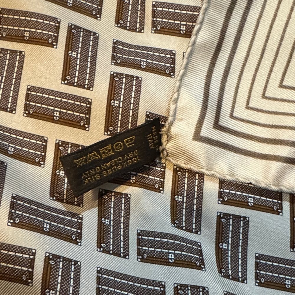 Louis Vuitton Monochrome Patterned Authentic Scar… - image 5